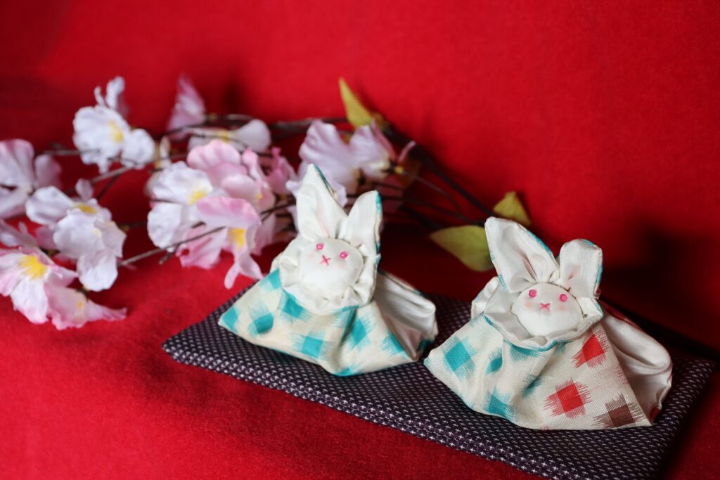 花咲く銘仙～いせさき銘仙の日特別展示～ 開催について | 伊勢崎市観光